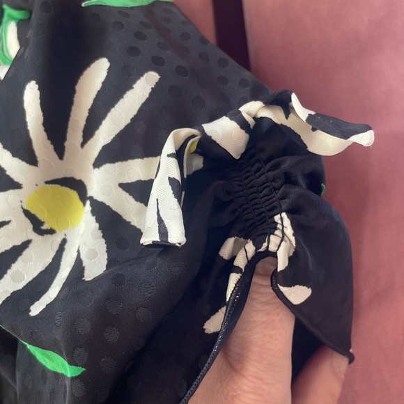 Marc Jacobs Daisy Print Asymmetrical Dress – Size 00 - Picture 4 of 6